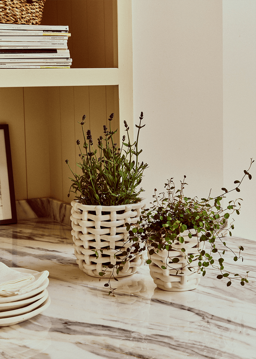 Late Afternoon Small White Basketweave Planter