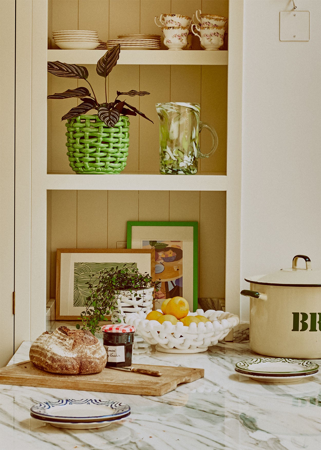 Jardin Green Jug on Shelf
