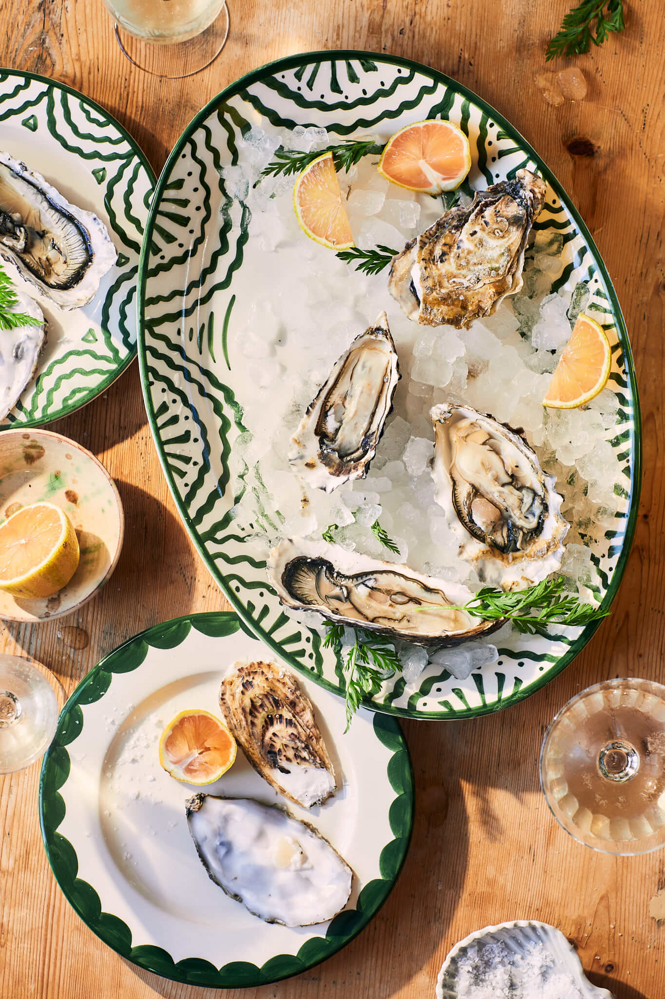 Late Afternoon Green Scallop side plate with oval platter