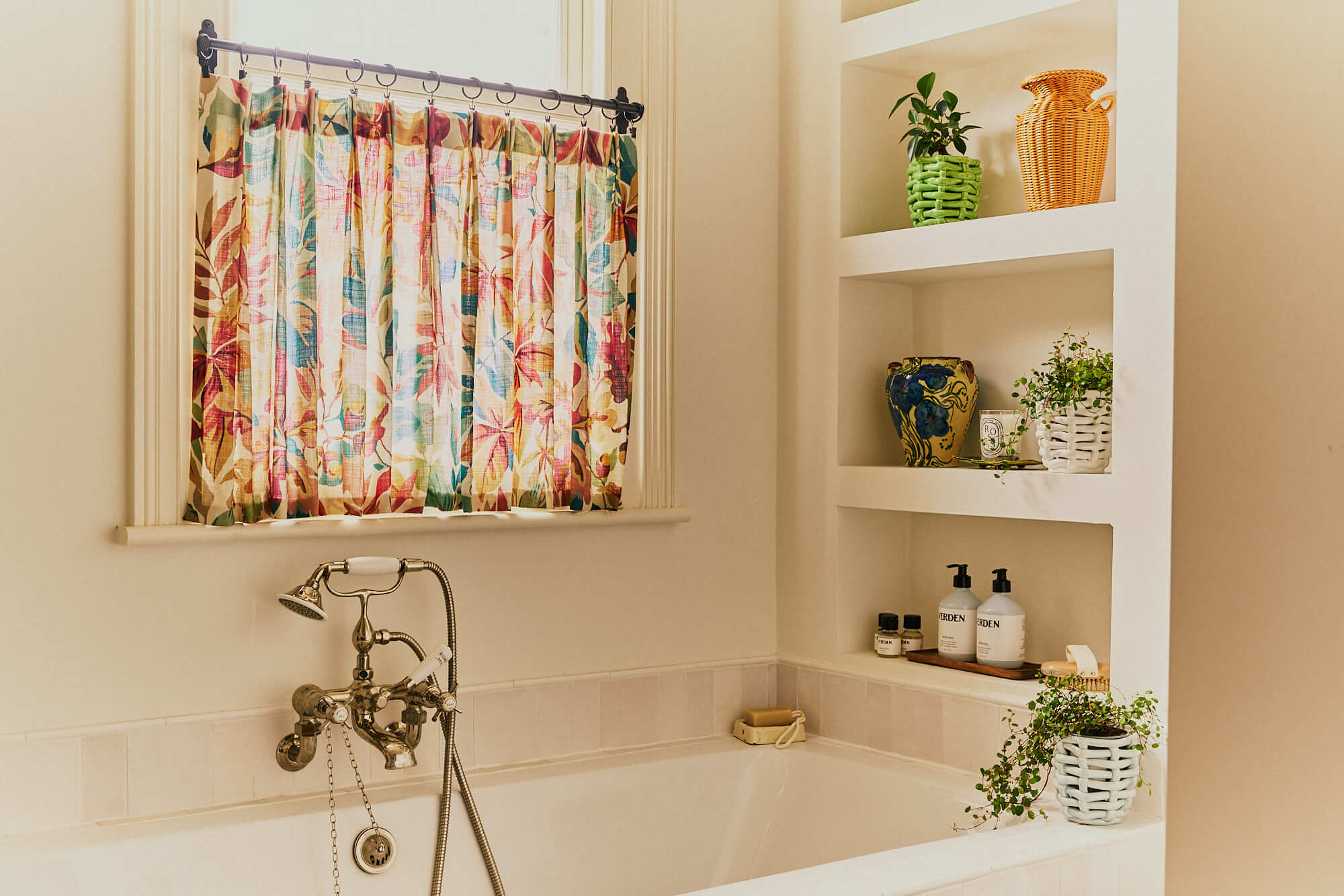 How To: Care For Your House Plants