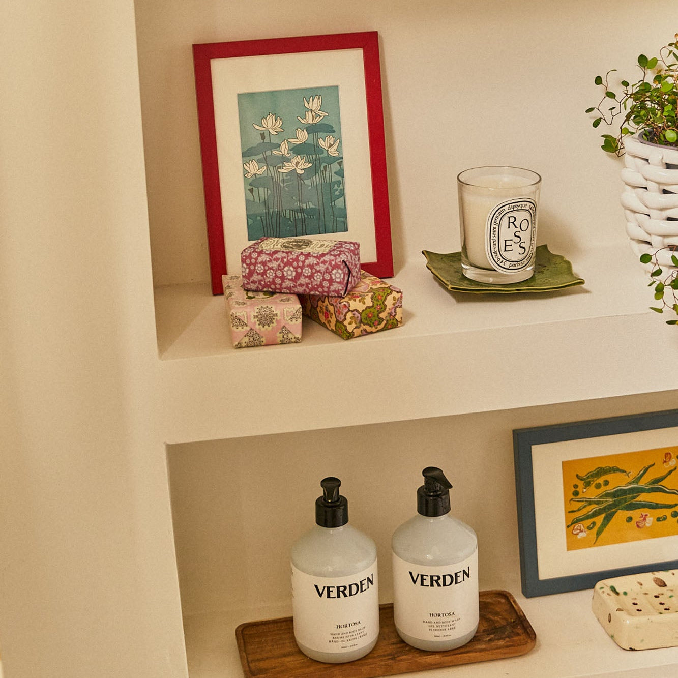 Picture Frame Mounts