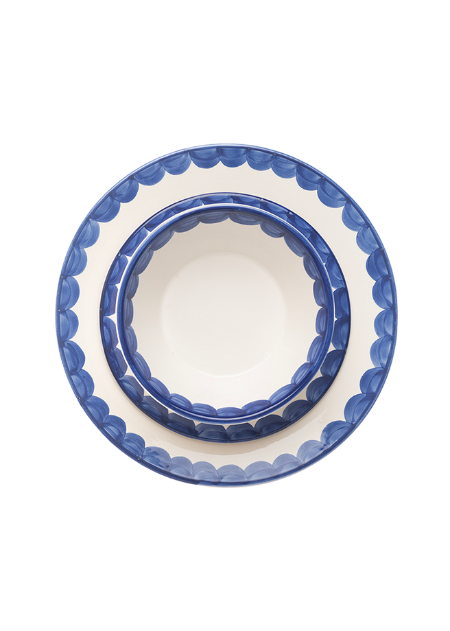 Blue Scallop Dinnerware Set with cereal bowl