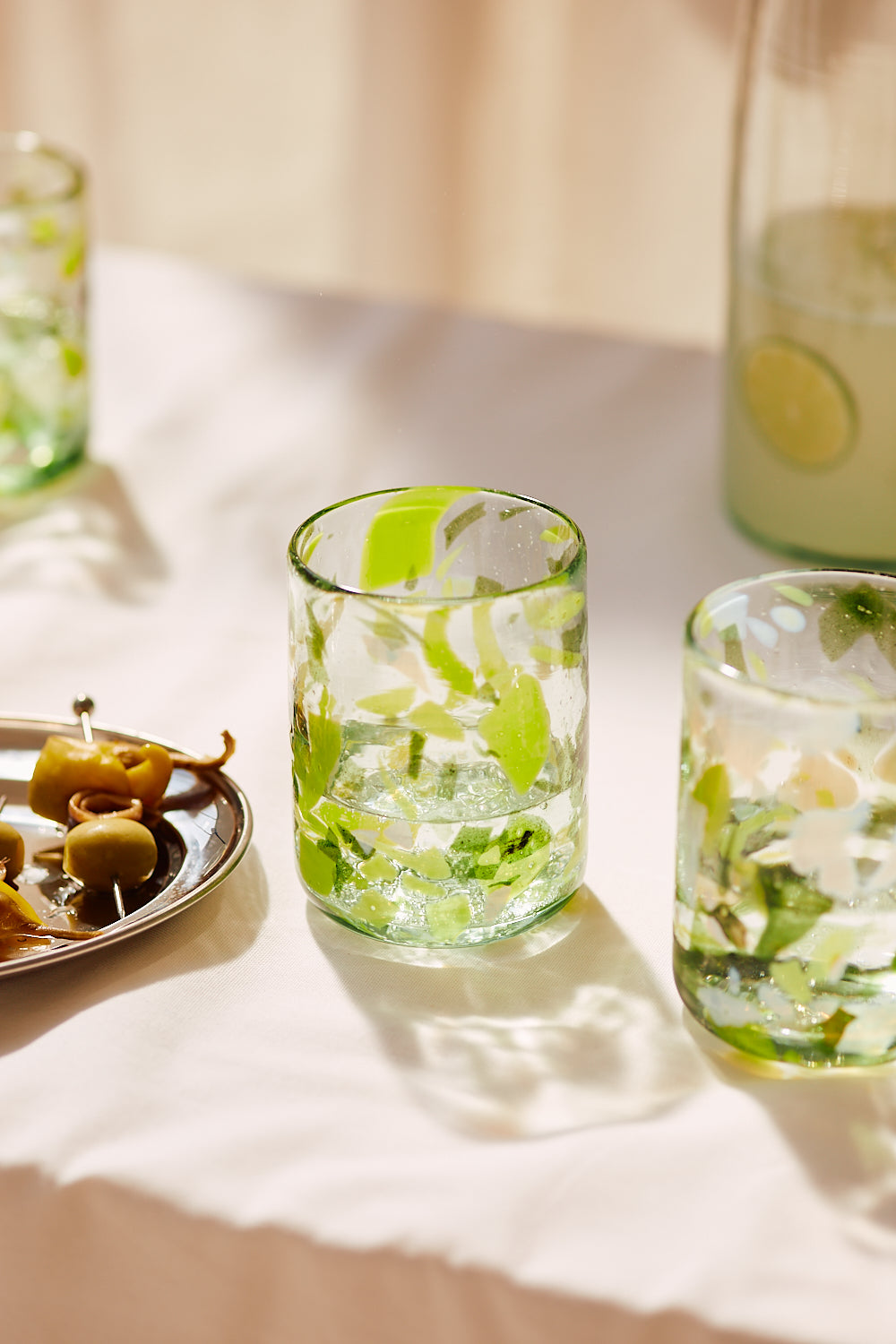 Jardin Green Tumbler on Table
